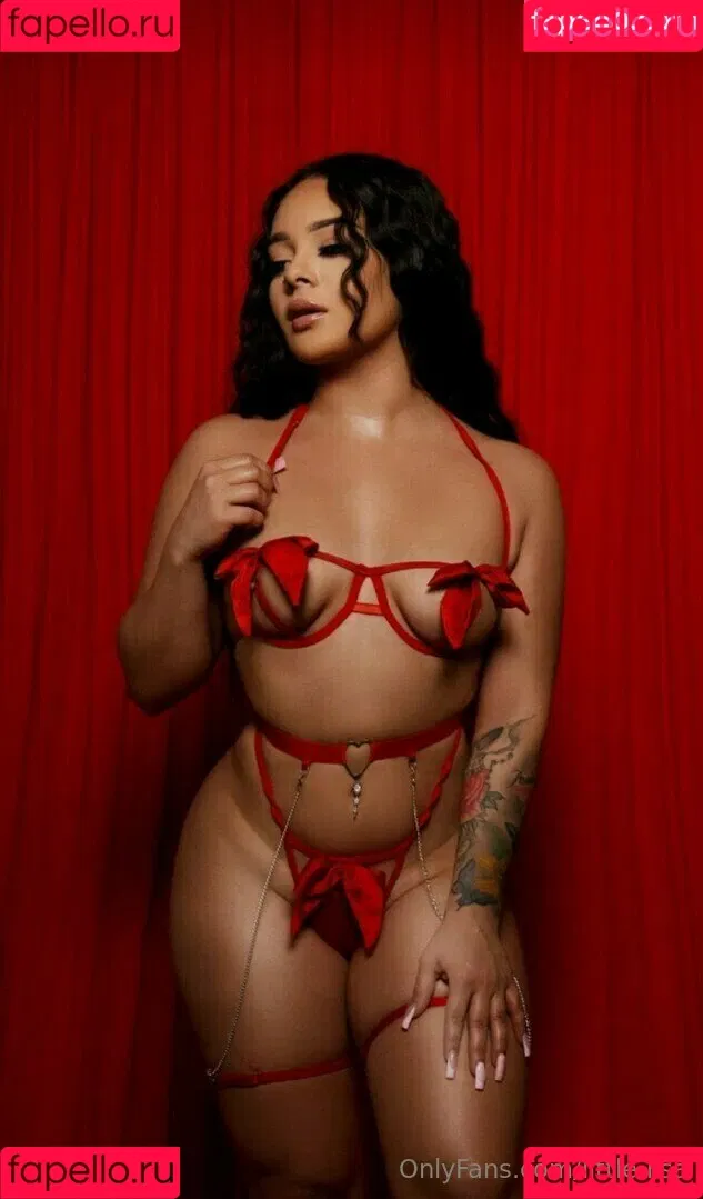 little-lisa Onlyfans Photo Gallery 