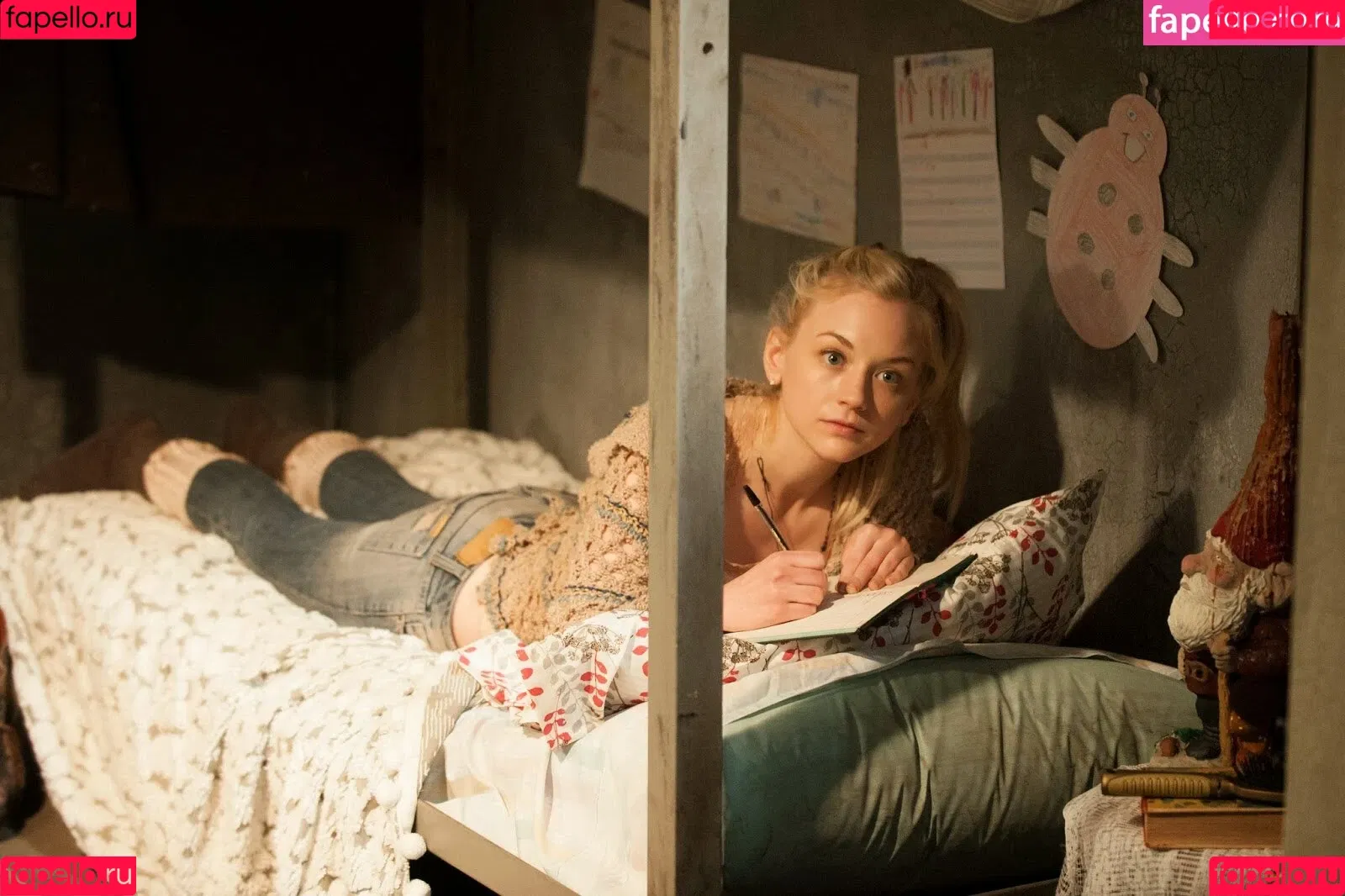 Emily Kinney Onlyfans Photo Gallery 