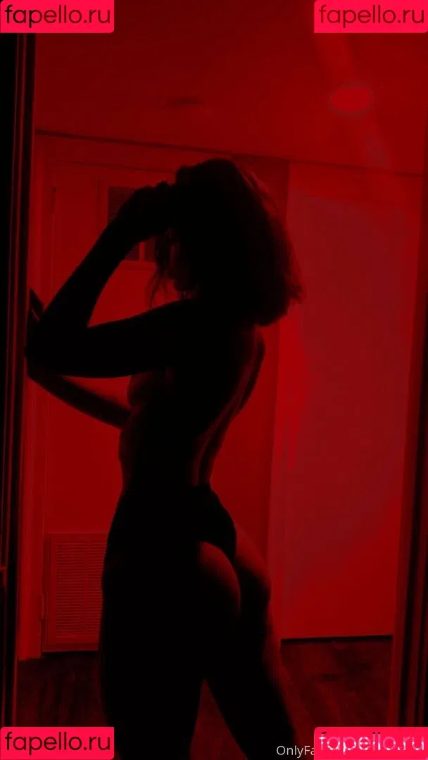 Baby_red_ Onlyfans Photo Gallery 