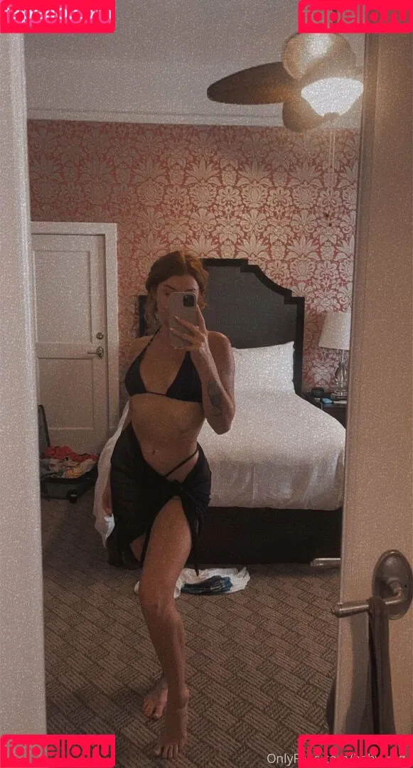 Baby_red_ Onlyfans Photo Gallery 