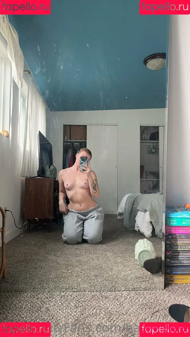 Baby_red_ Onlyfans Photo Gallery 