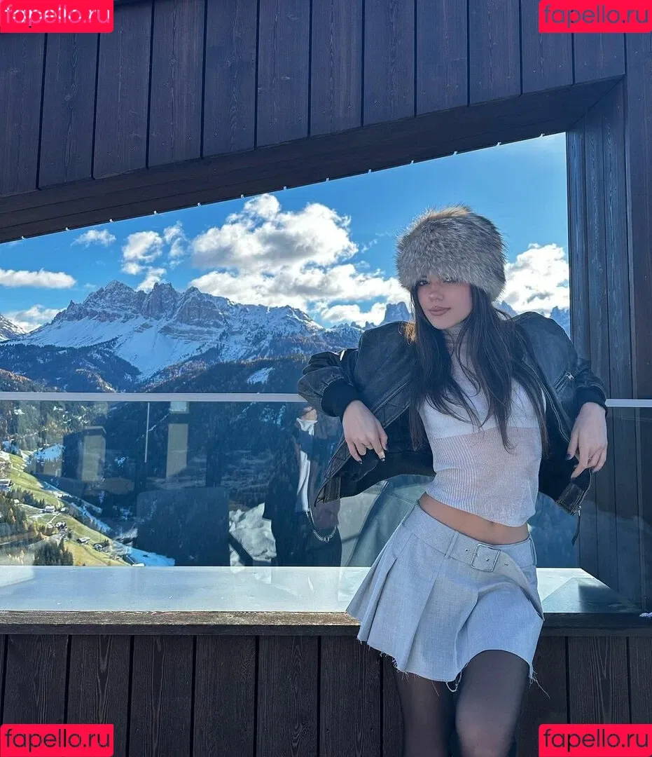 Ella Mendelsohn Onlyfans Photo Gallery 