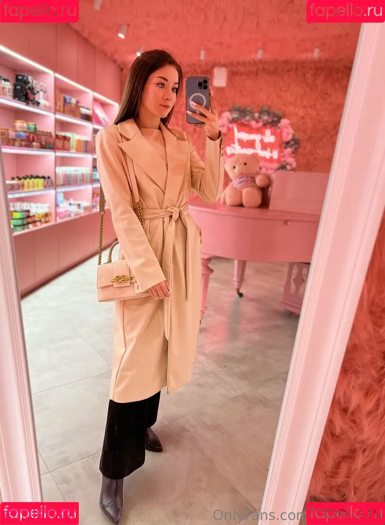 katiepearl Onlyfans Photo Gallery 