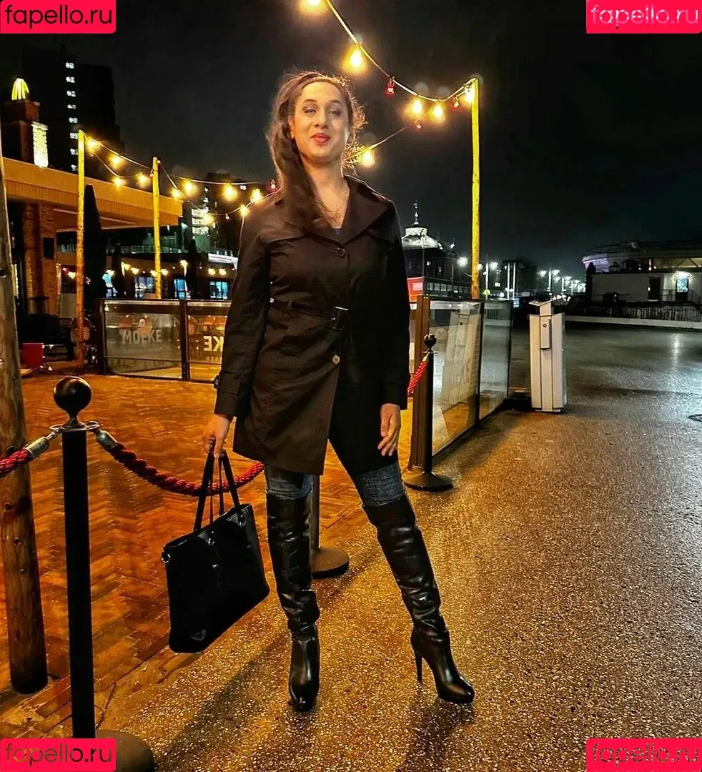 Natassia Crystal Onlyfans Photo Gallery 
