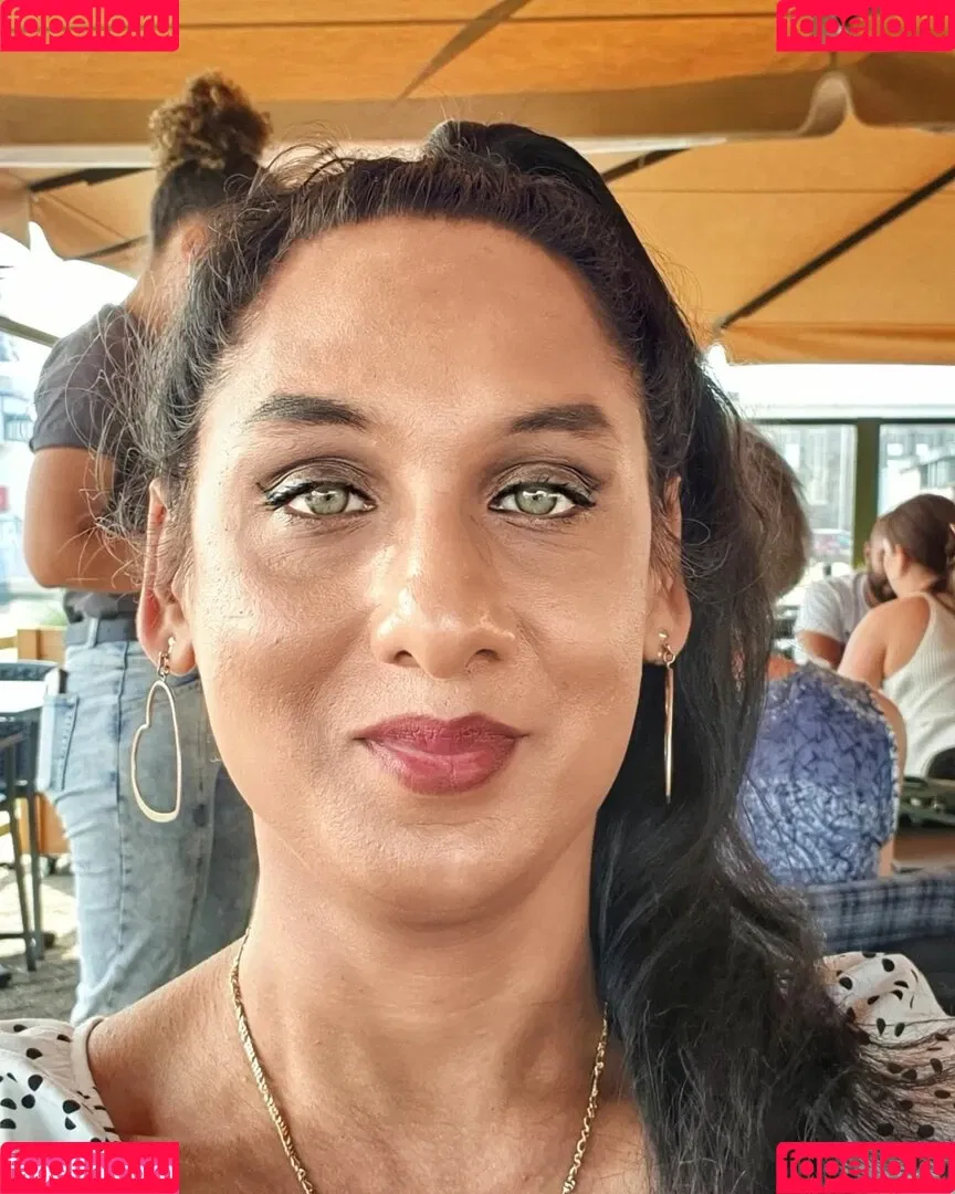Natassia Crystal Onlyfans Photo Gallery 