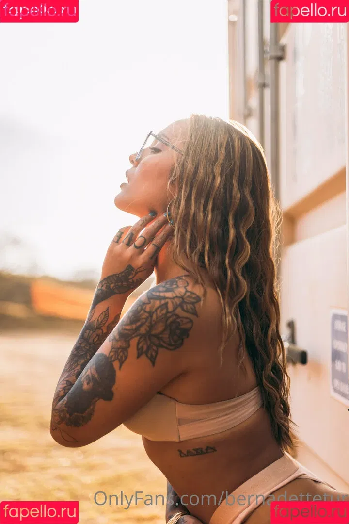 Bernadettetur Onlyfans Photo Gallery 