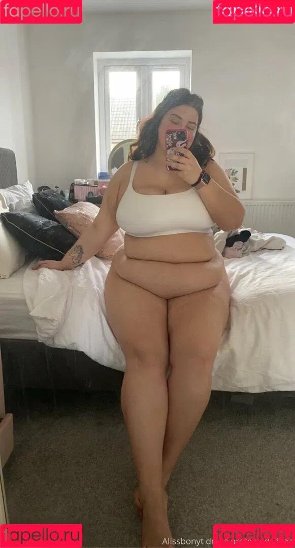 alissbonyt Onlyfans Photo Gallery 