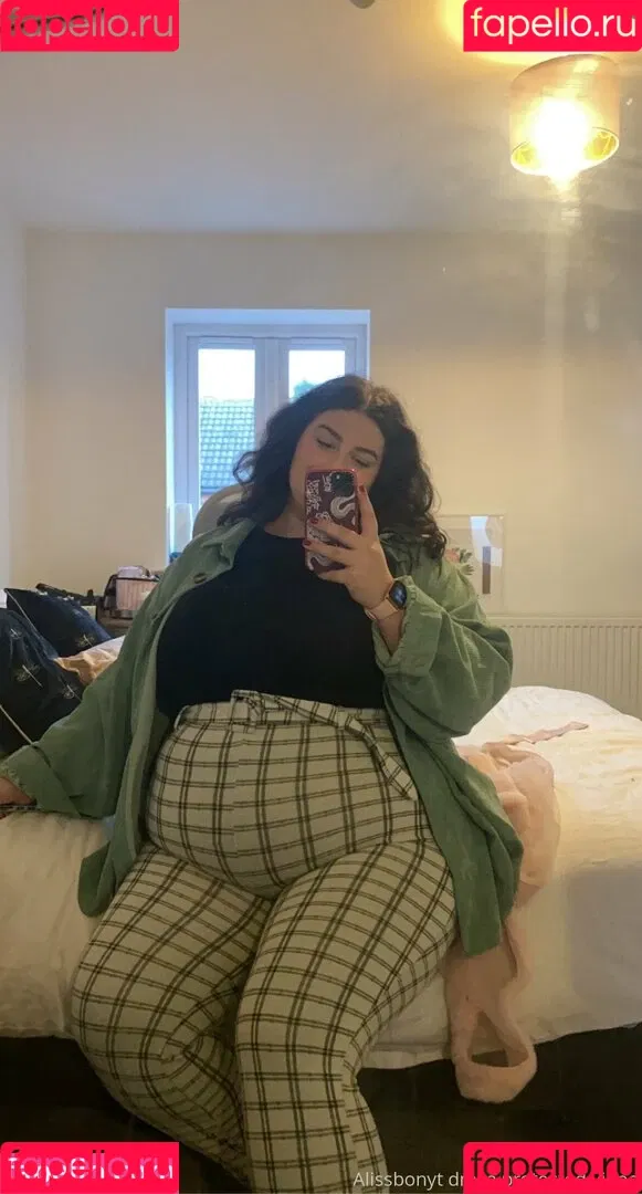 alissbonyt Onlyfans Photo Gallery 
