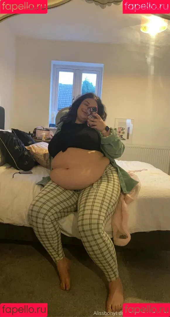 alissbonyt Onlyfans Photo Gallery 