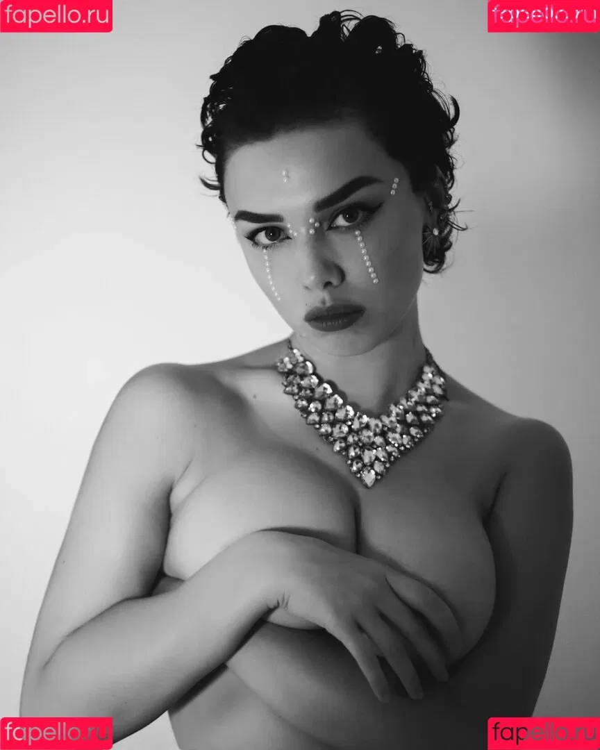 evstasia Onlyfans Photo Gallery 
