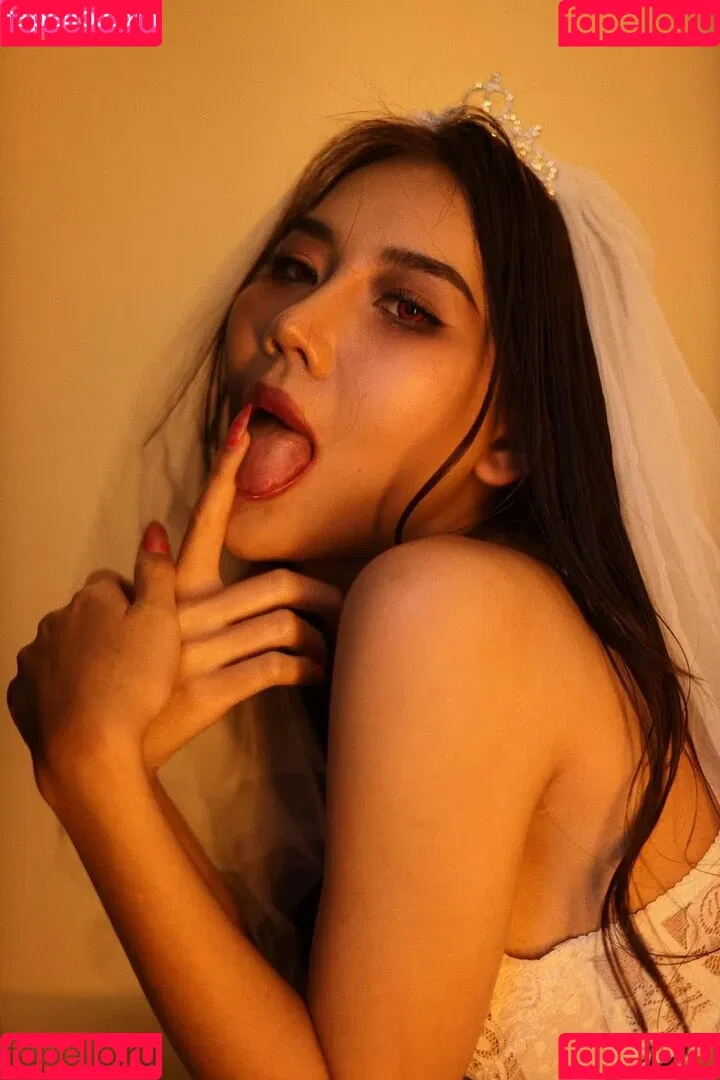 Watsamon Onlyfans Photo Gallery 