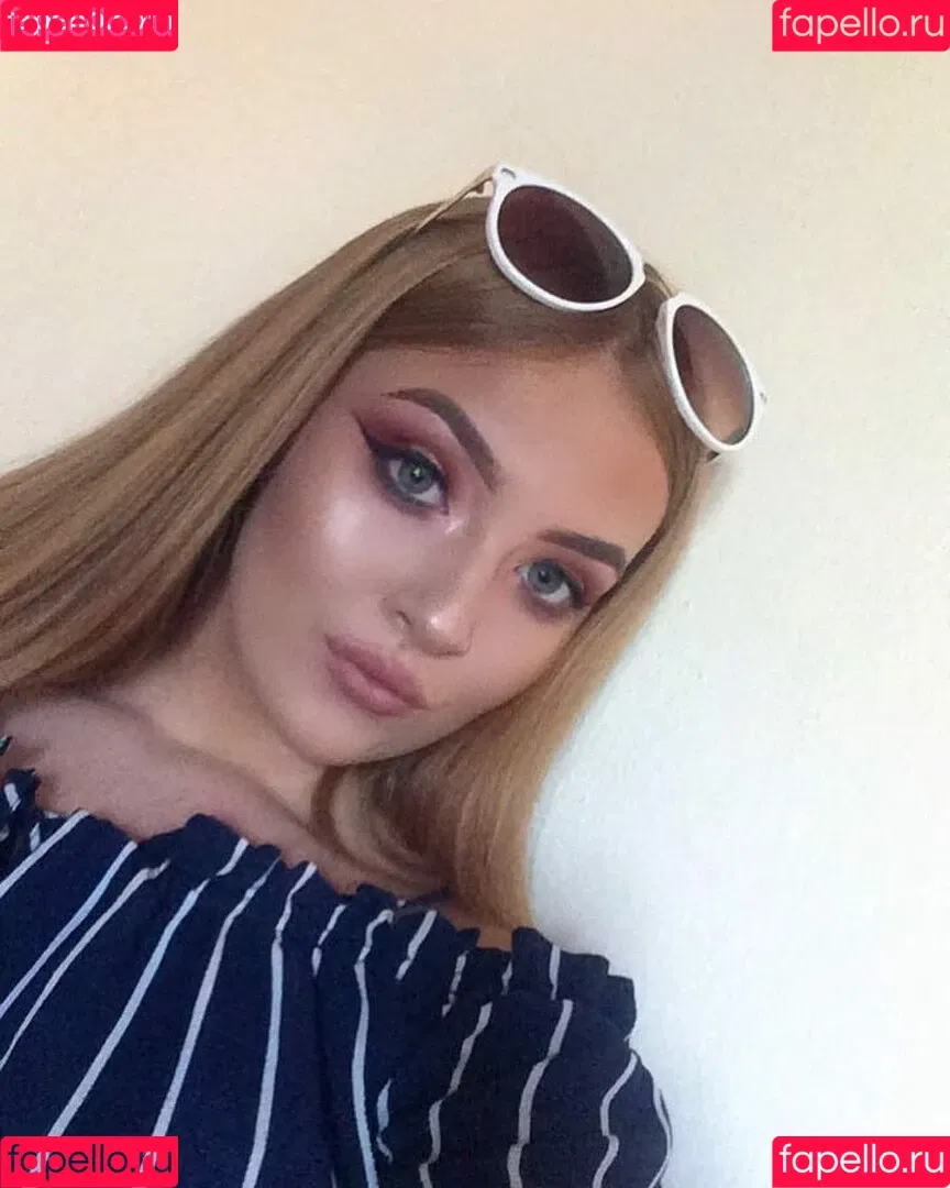 Briany Anne Smith Onlyfans Photo Gallery 