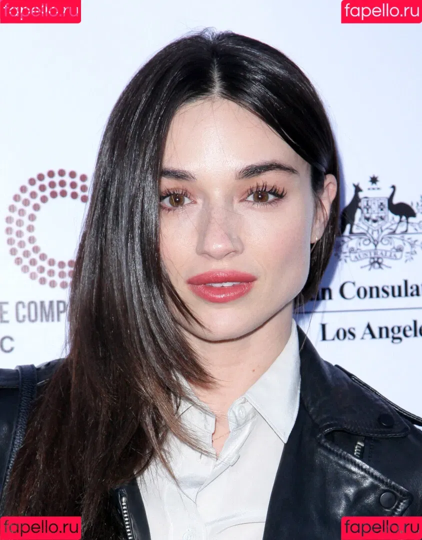 Crystal Reed Onlyfans Photo Gallery 