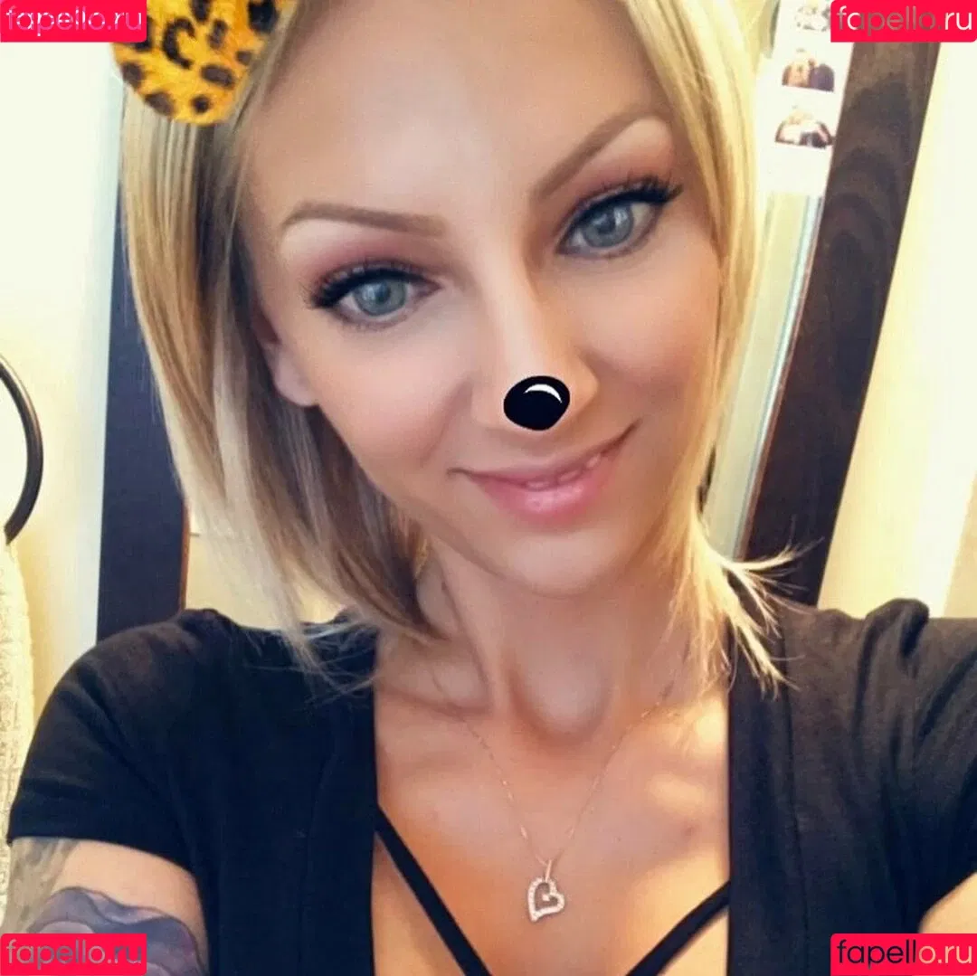 Michelle Pimer Onlyfans Photo Gallery 