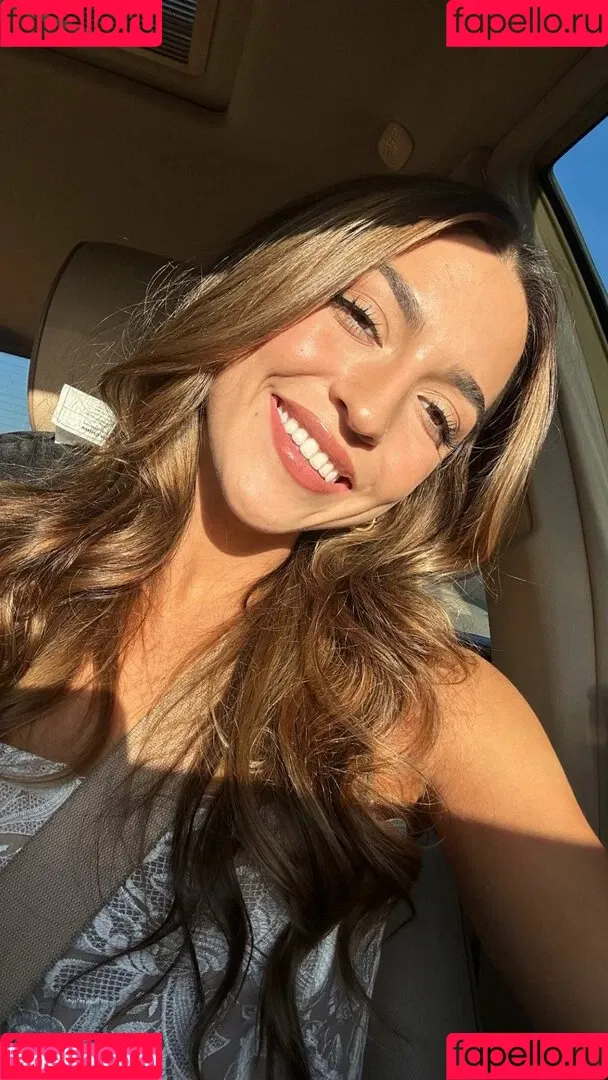 Isabela Lopez Onlyfans Photo Gallery 