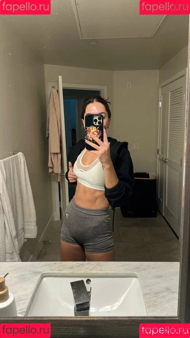 Isabela Lopez Onlyfans Photo Gallery 