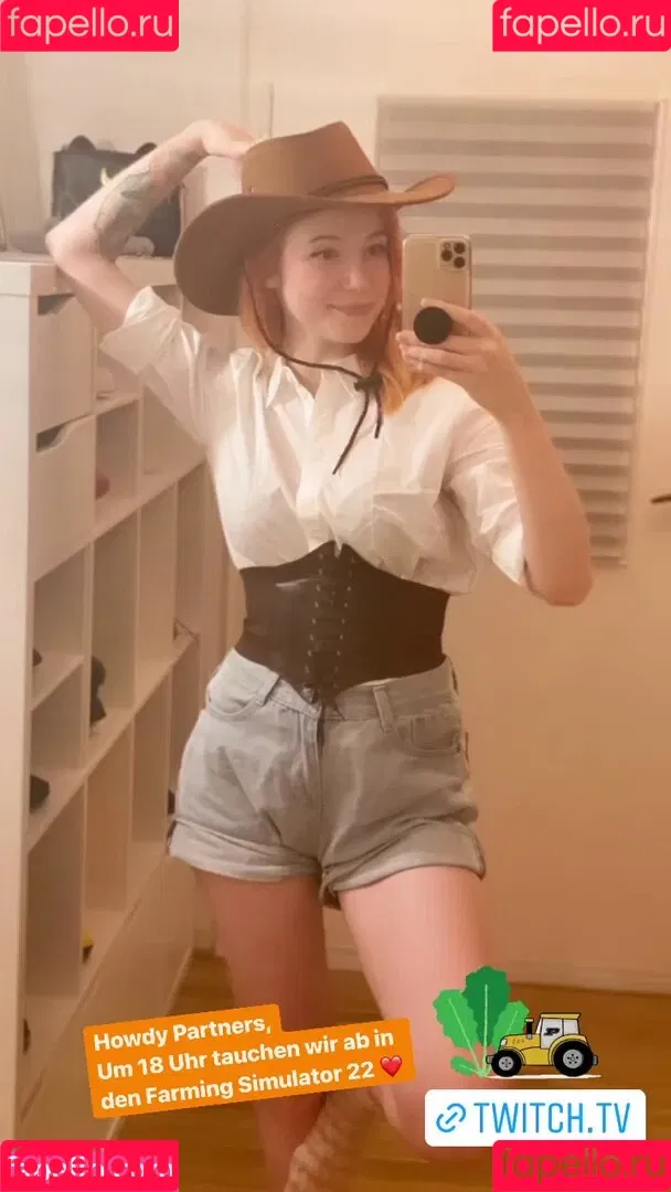 vleafnin Onlyfans Photo Gallery 
