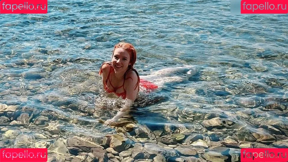 vleafnin Onlyfans Photo Gallery 