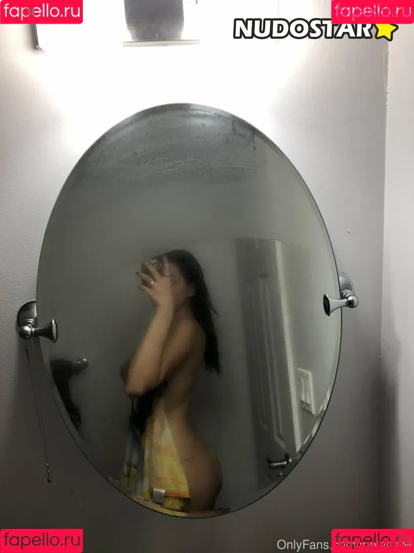 Mela Baby Onlyfans Photo Gallery 