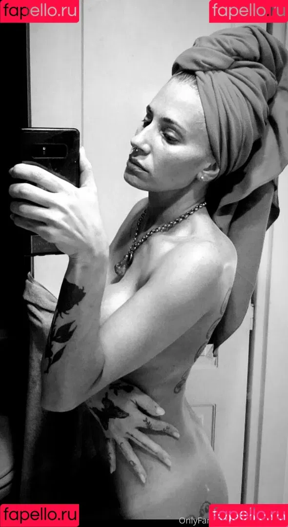 juliaredlove Onlyfans Photo Gallery 