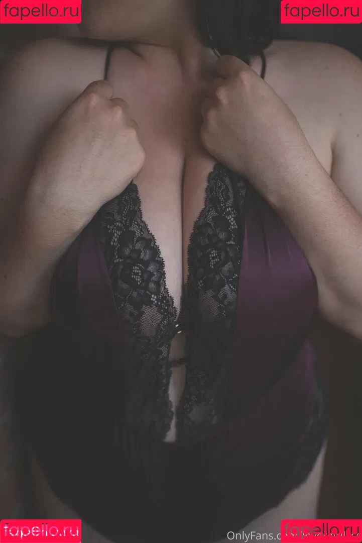 lovergirllyss Onlyfans Photo Gallery 