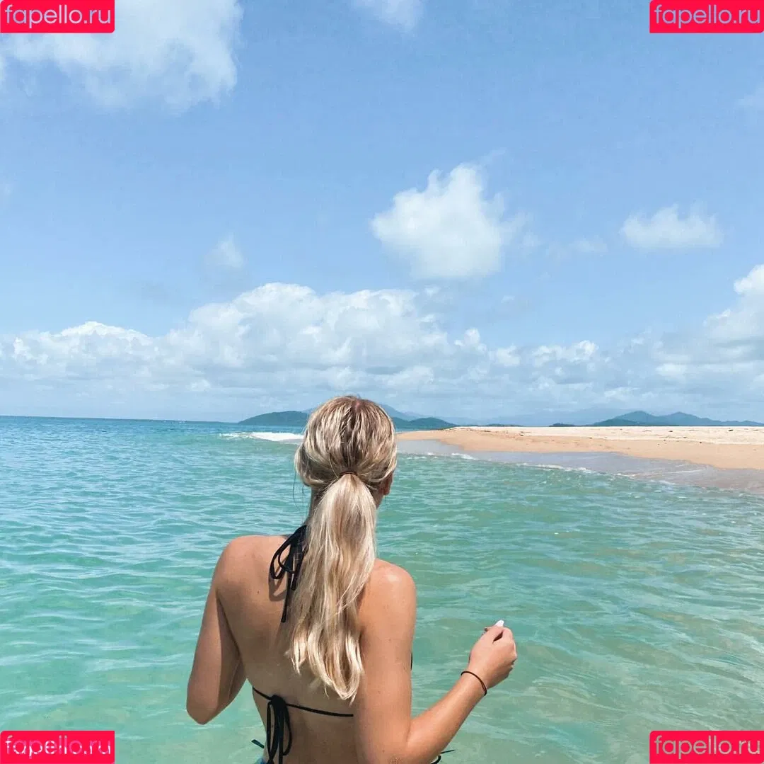 Kara Mia Van Pletzen Onlyfans Photo Gallery 