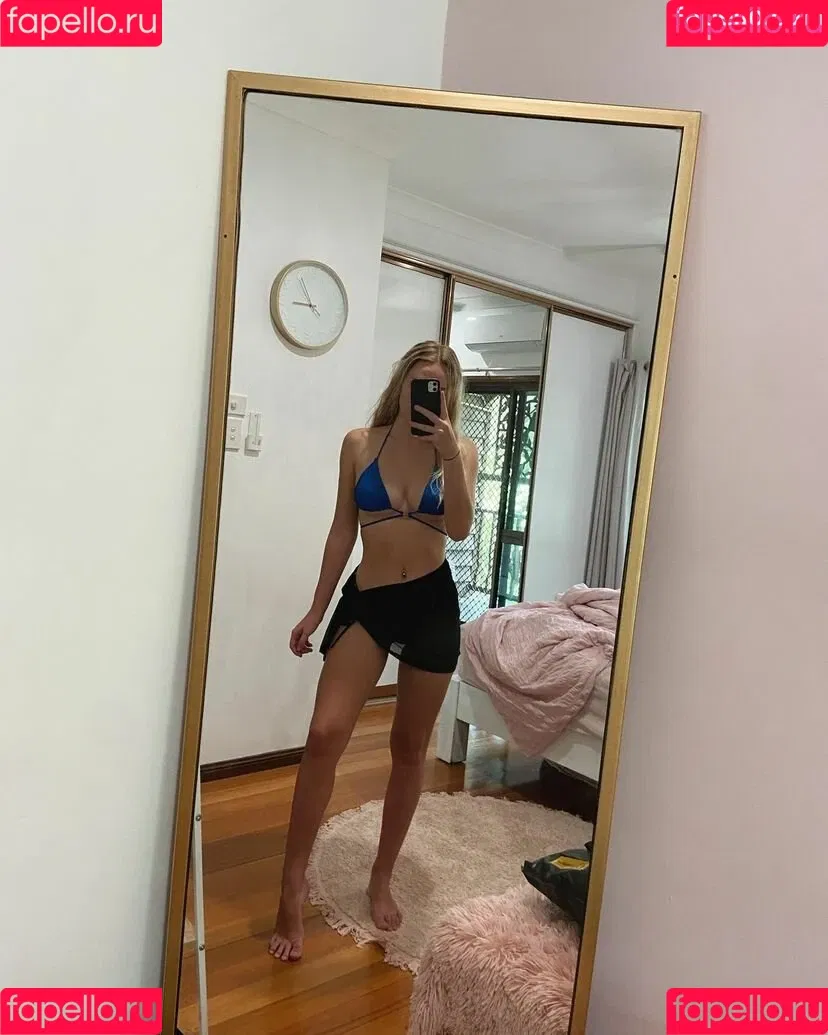 Kara Mia Van Pletzen Onlyfans Photo Gallery 