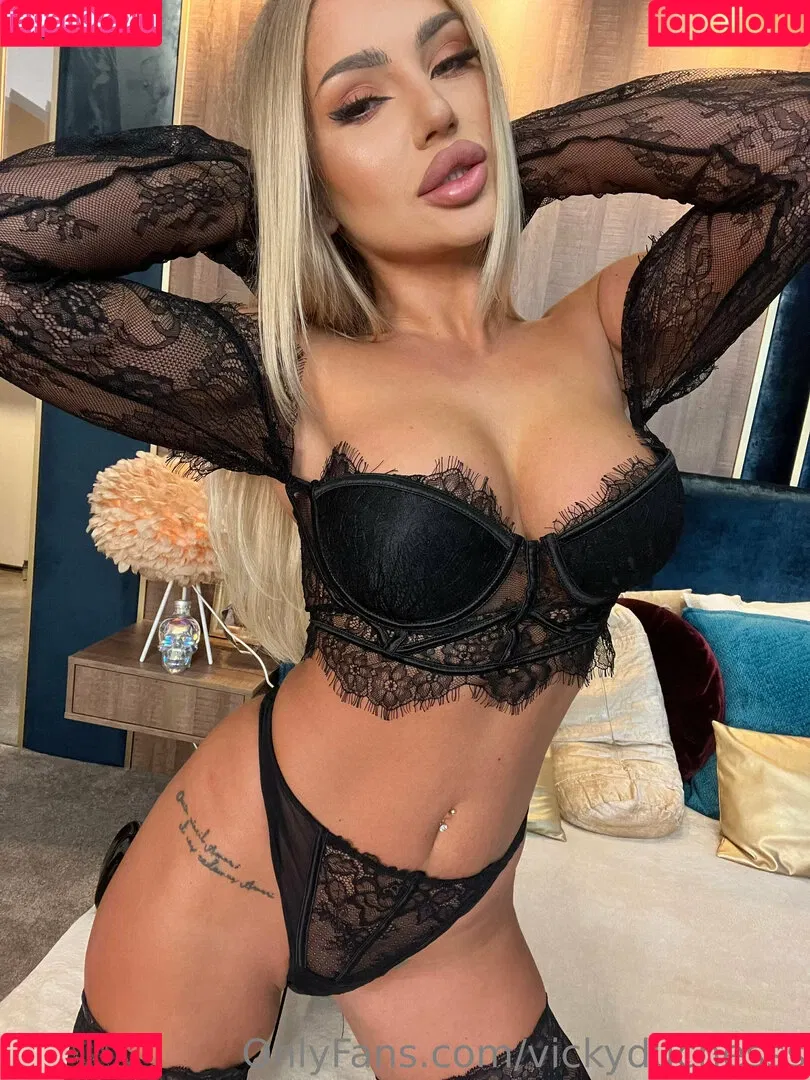 vickyduchesss Onlyfans Photo Gallery 