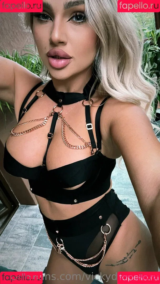 vickyduchesss Onlyfans Photo Gallery 