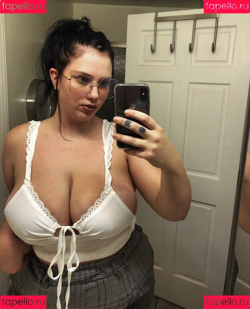 Nikkimichay Onlyfans Photo Gallery 