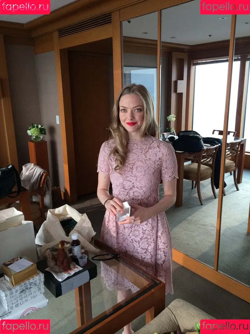 Amanda Seyfried Onlyfans Photo Gallery 