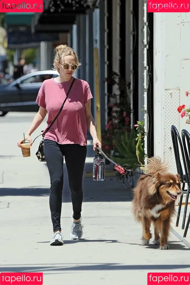 Amanda Seyfried Onlyfans Photo Gallery 