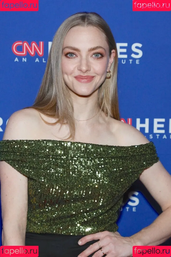 Amanda Seyfried Onlyfans Photo Gallery 