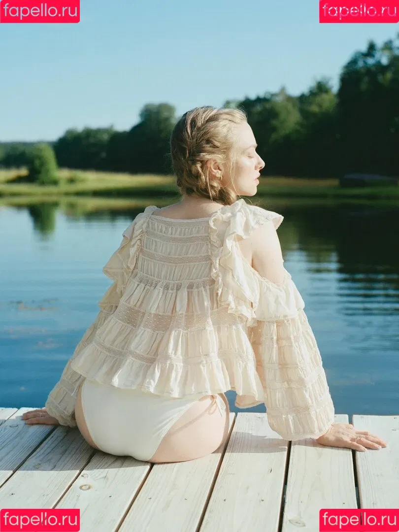 Amanda Seyfried Onlyfans Photo Gallery 