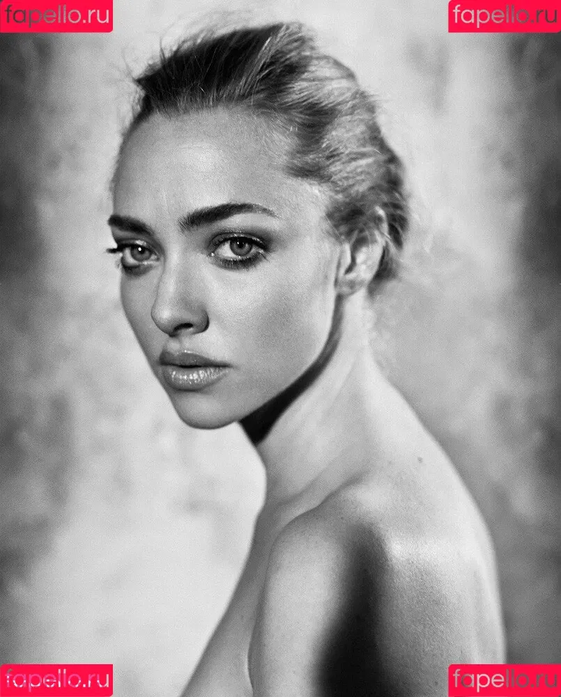 Amanda Seyfried Onlyfans Photo Gallery 