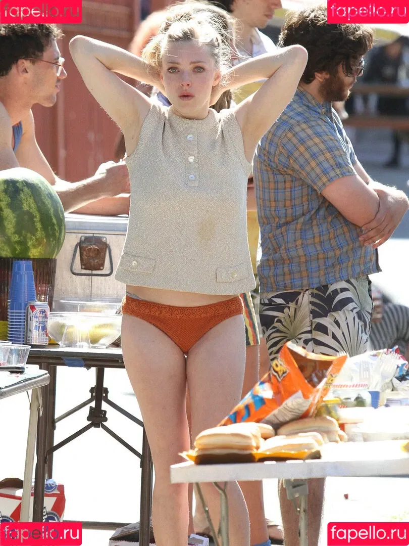 Amanda Seyfried Onlyfans Photo Gallery 