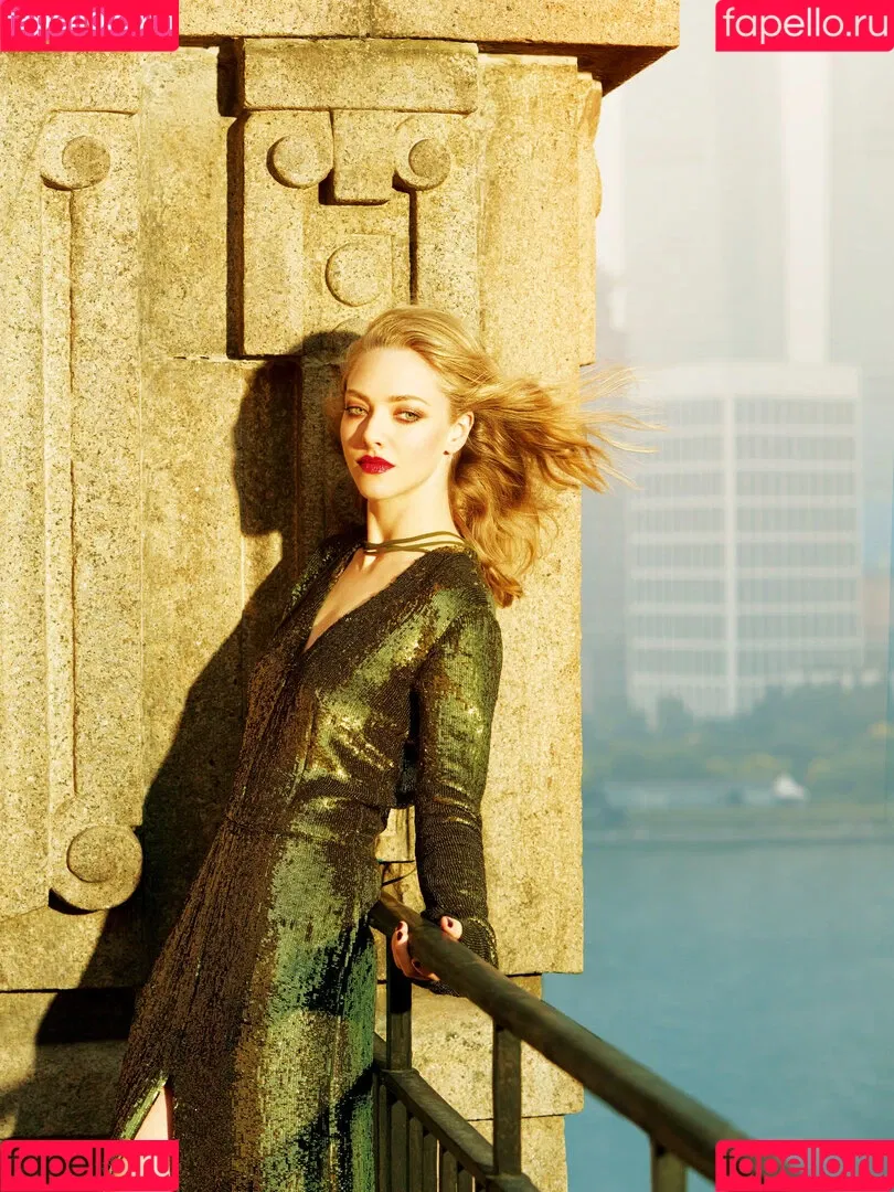 Amanda Seyfried Onlyfans Photo Gallery 