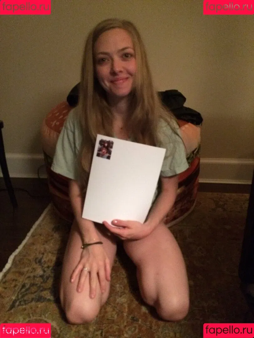 Amanda Seyfried Onlyfans Photo Gallery 