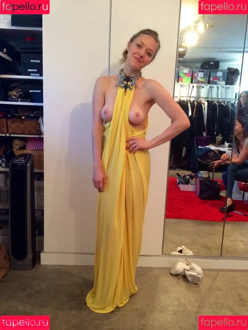 Amanda Seyfried Onlyfans Photo Gallery 