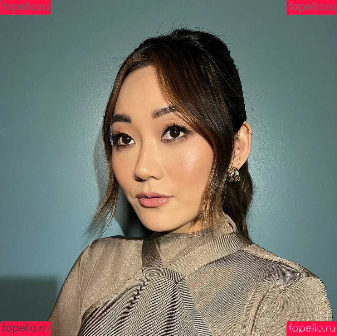 Karen Fukuhara Onlyfans Photo Gallery 