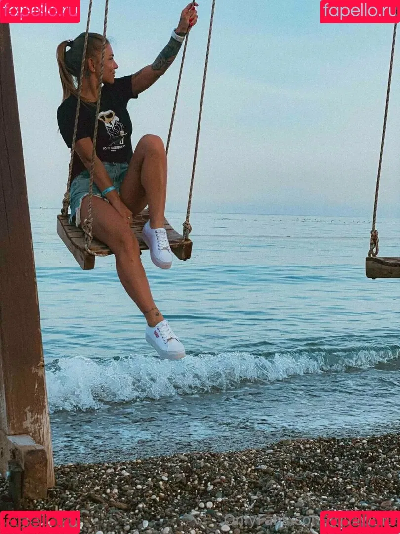juliawind Onlyfans Photo Gallery 