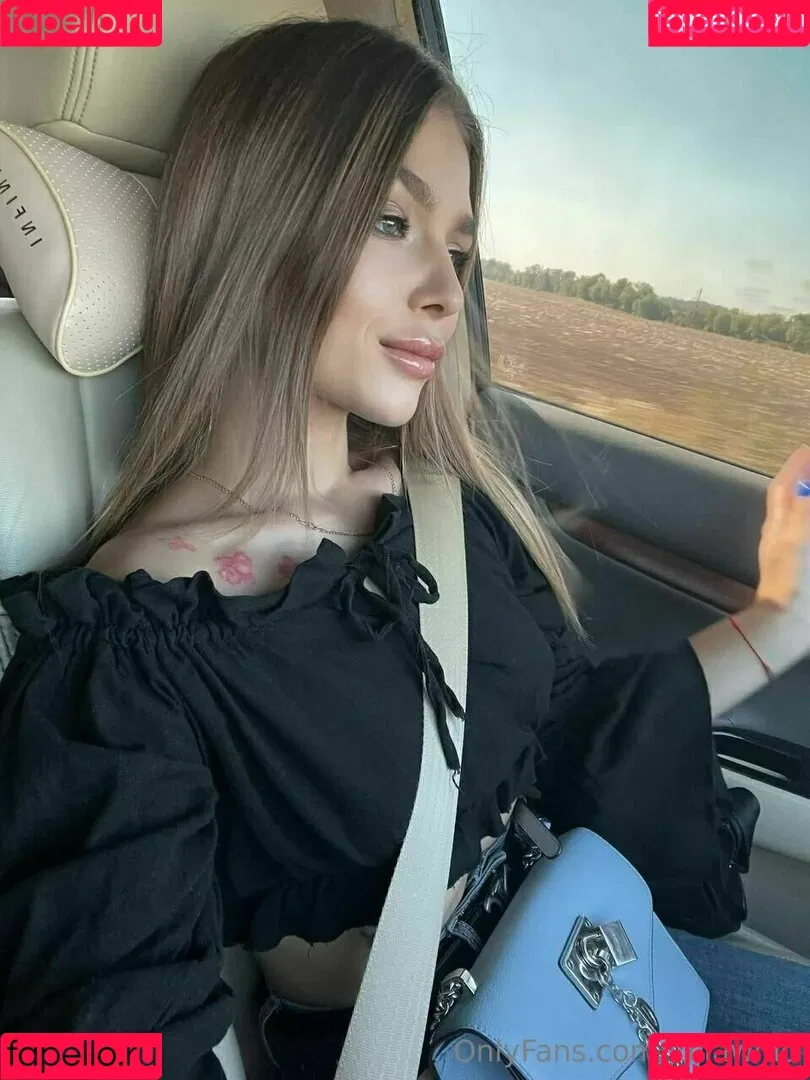 juliawind Onlyfans Photo Gallery 