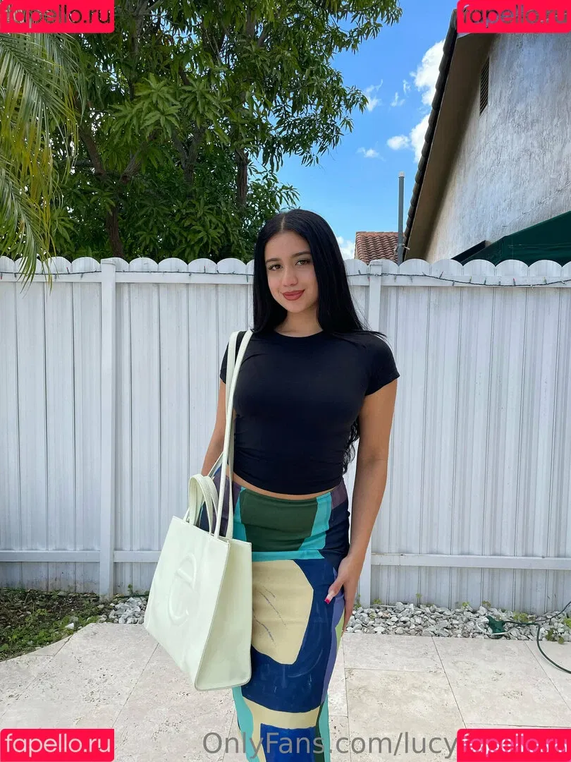 lucys_closet Onlyfans Photo Gallery 