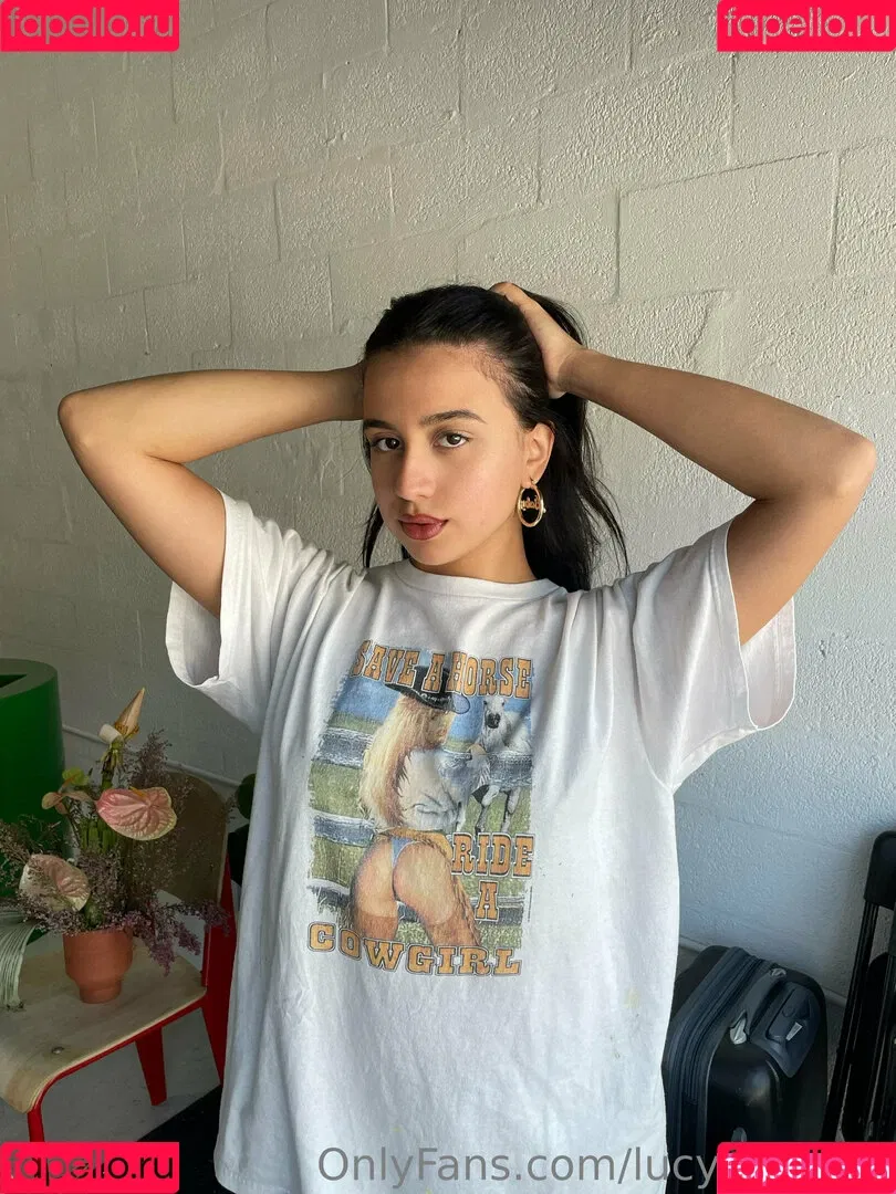 lucys_closet Onlyfans Photo Gallery 