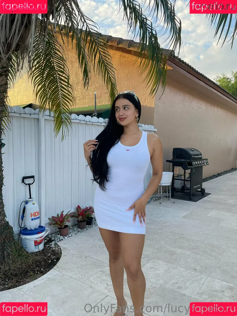 lucys_closet Onlyfans Photo Gallery 