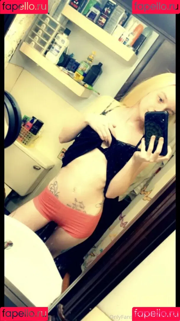 petitepixie69 Onlyfans Photo Gallery 