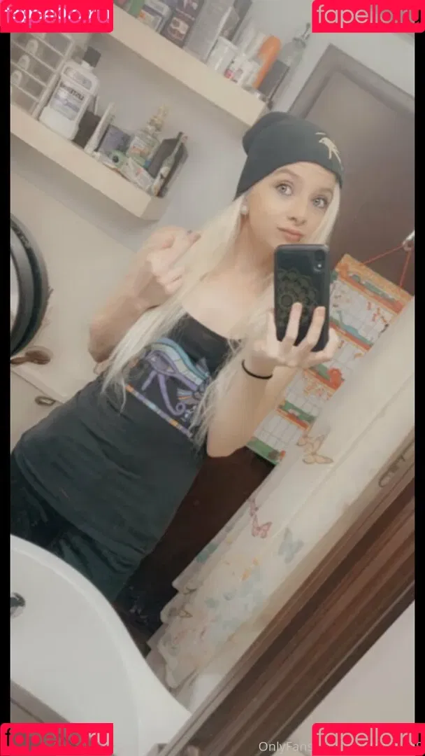 petitepixie69 Onlyfans Photo Gallery 