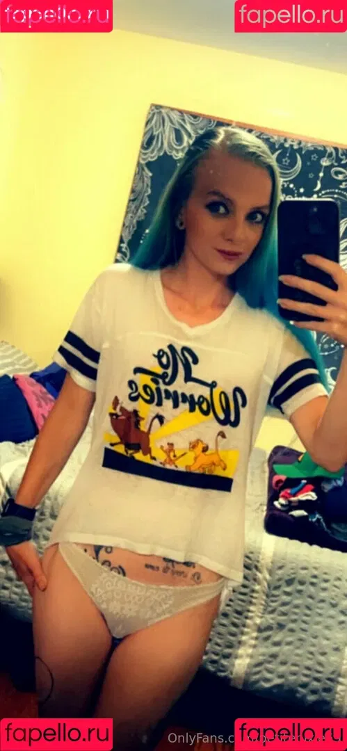 petitepixie69 Onlyfans Photo Gallery 