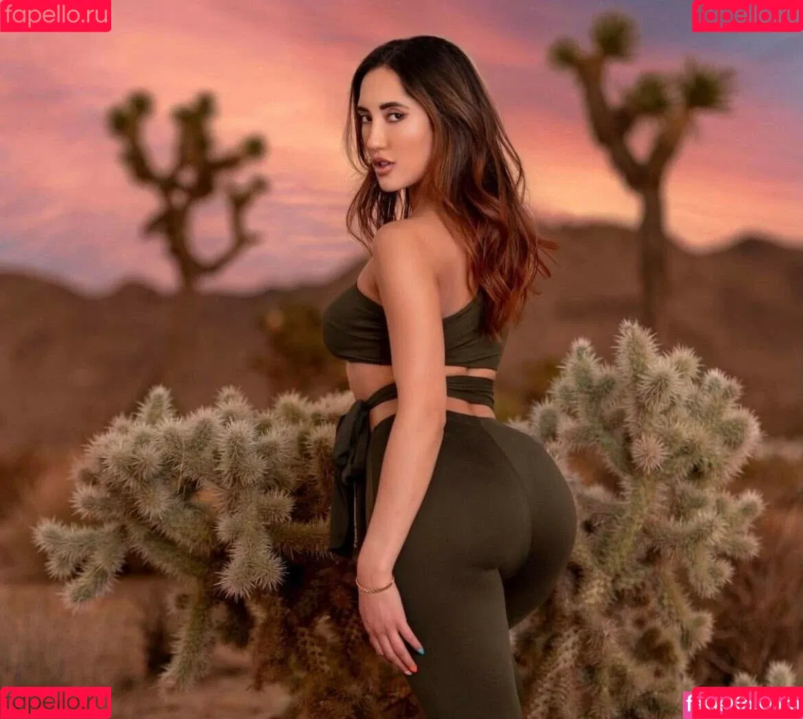 Chloe Amour Onlyfans Photo Gallery 