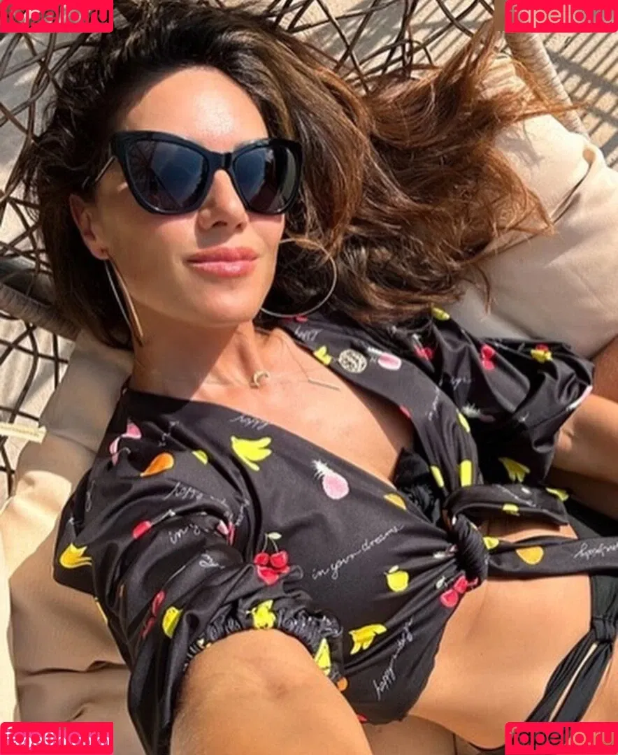 Nazan Eckes Onlyfans Photo Gallery 